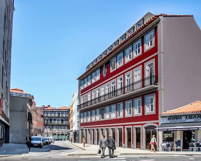 Arts Hotel Porto Tapestry Collection By Hilton
