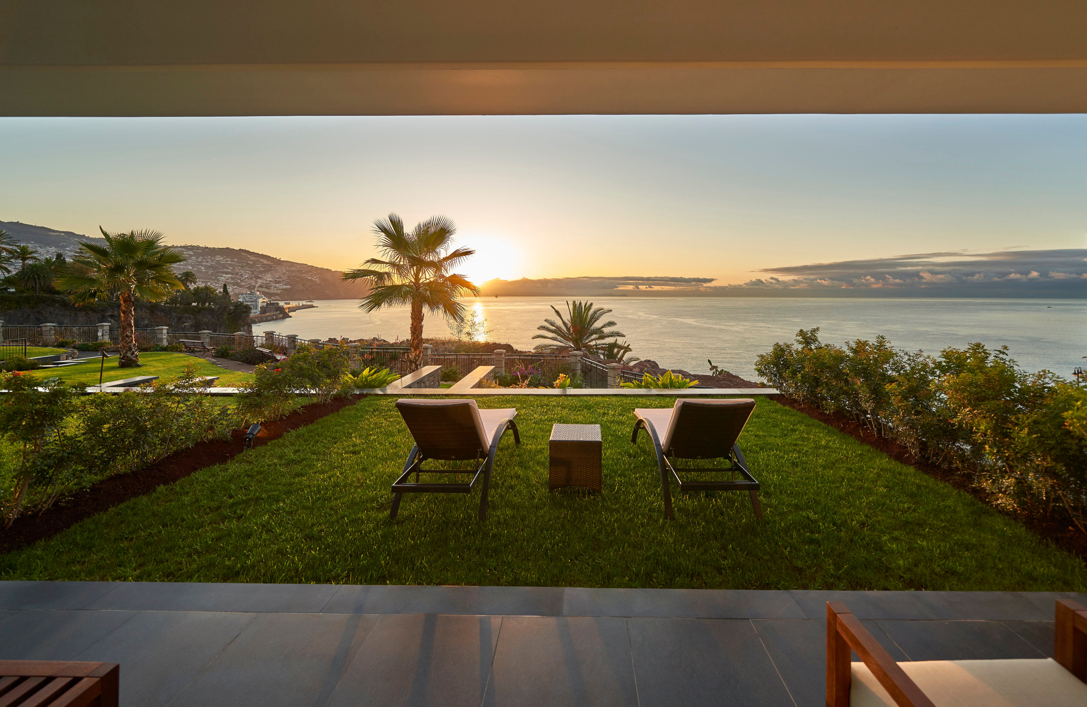 Les Suites At The Cliff Bay