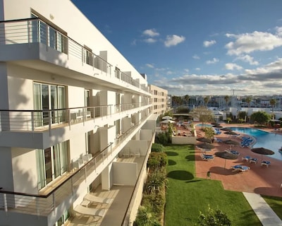 Marina Club Lagos Resort