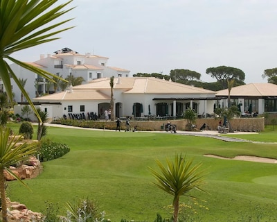 Pine Cliffs Village