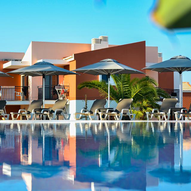 Aparthotel Vitor's Village