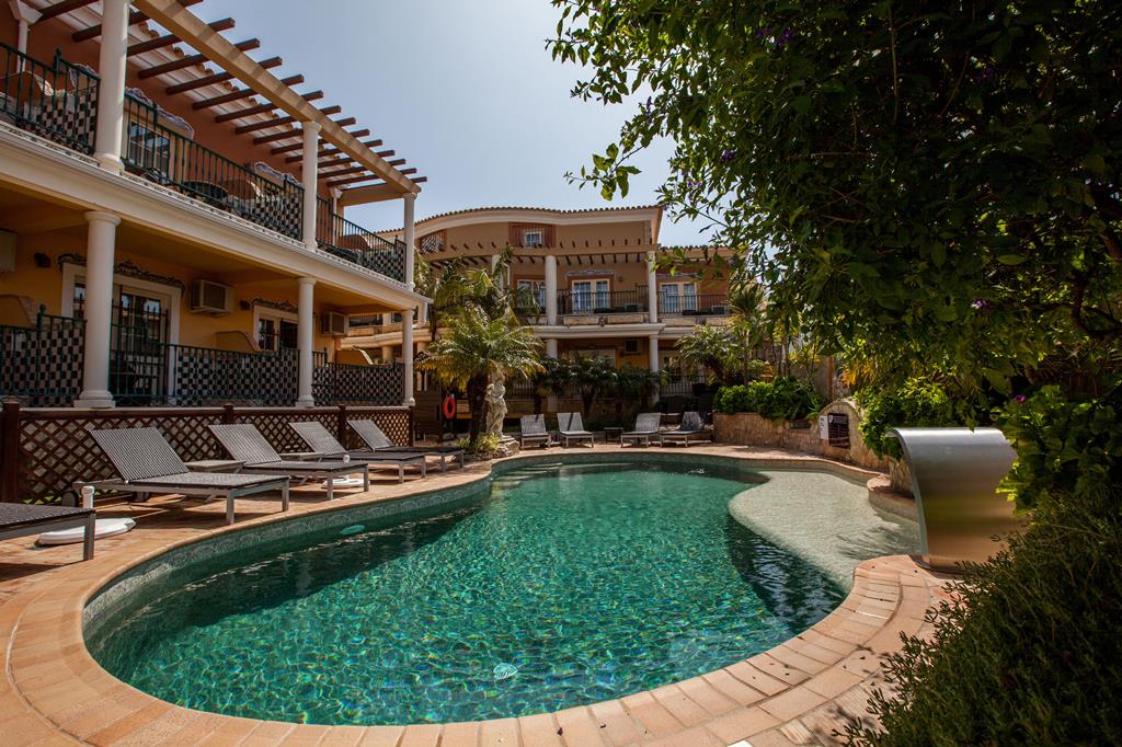 Charming Residence Dom Manuel I